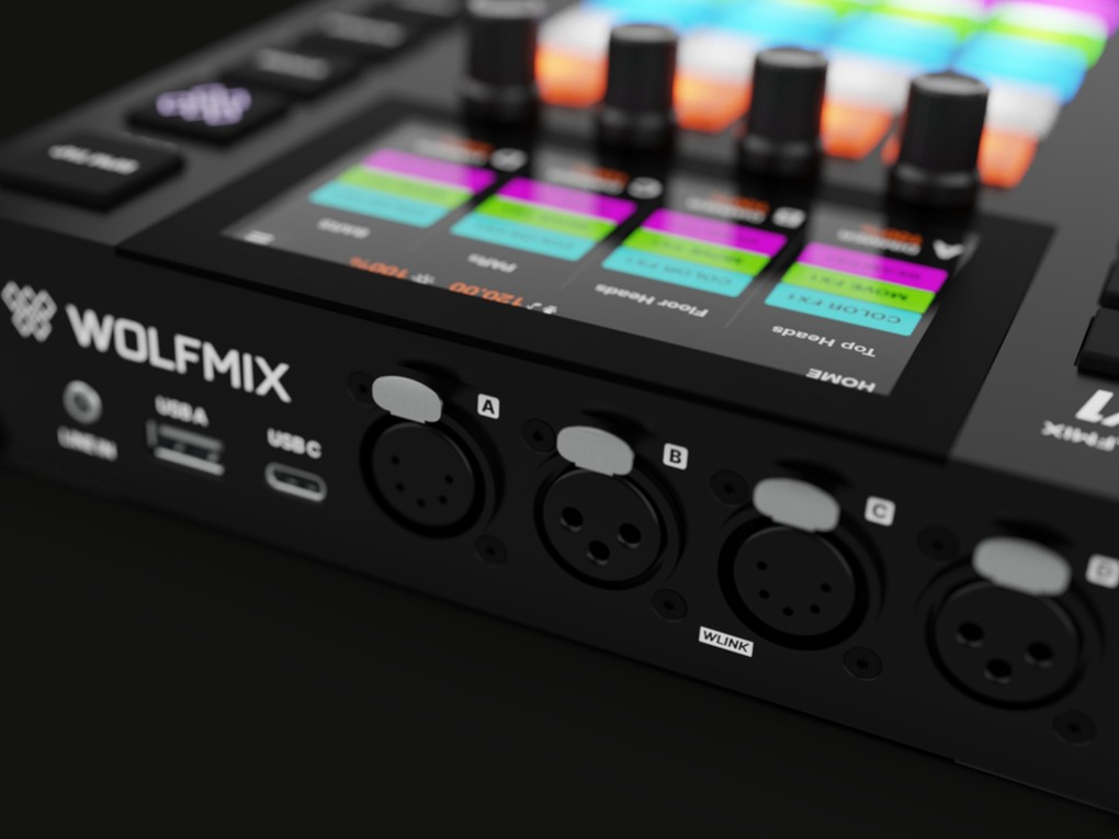 Wolfmix W1 MK3 : le contrôleur DMX autonome idéal pour DJ et événementiel